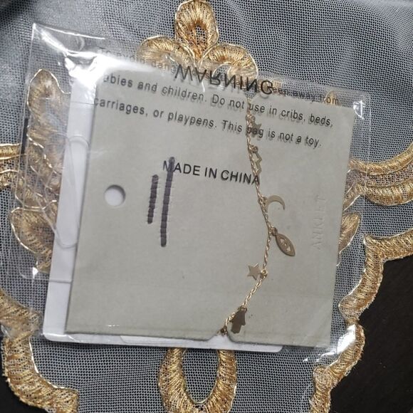 Urban Outfitters Charm Anklet   - Picture 4 of 4